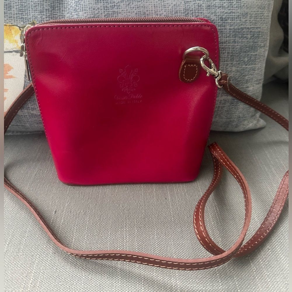 Vera Pelle Leather Italian Crossbody Bag